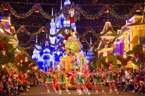 mickey very merry christmas party 2013 GOZy